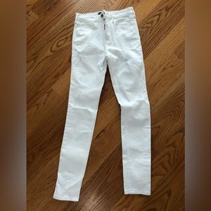 Hollister White skinny jeans size 0 24 W 28L